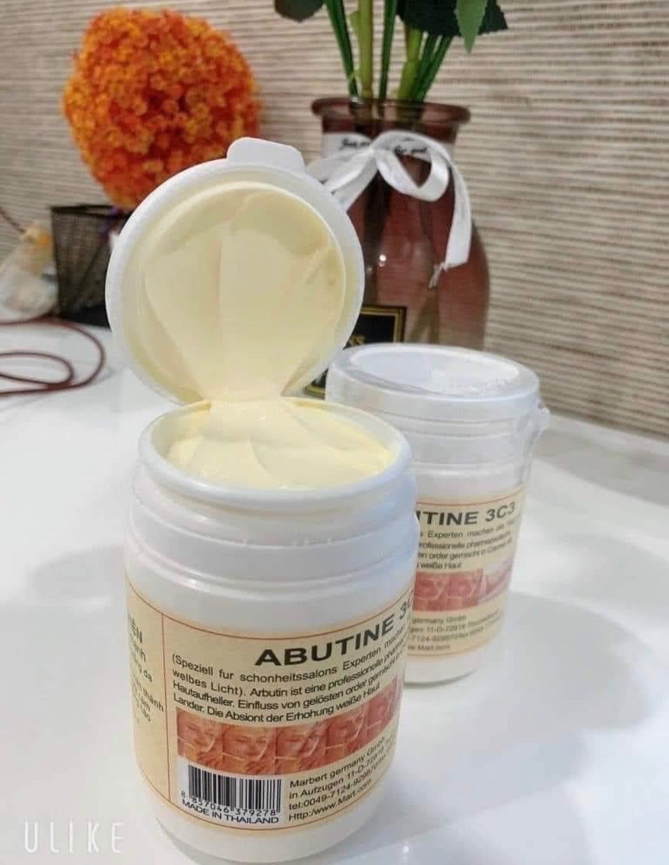 Abutine 3c3 Whitening Body Reduce Dark Skin Blemishes, Moisturize, Brighten